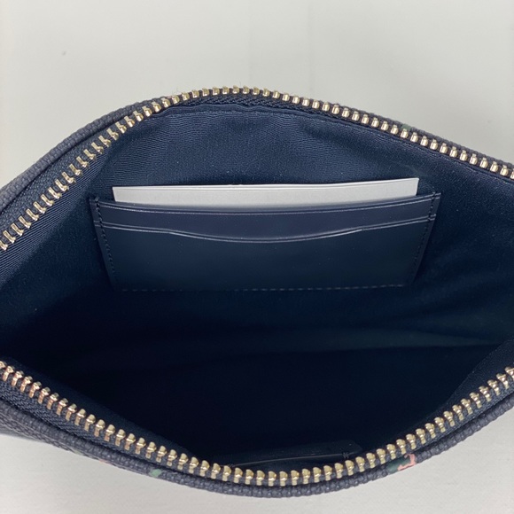 Coach X Disney Gallery Pouch W Thumper - Picture 8 of 10